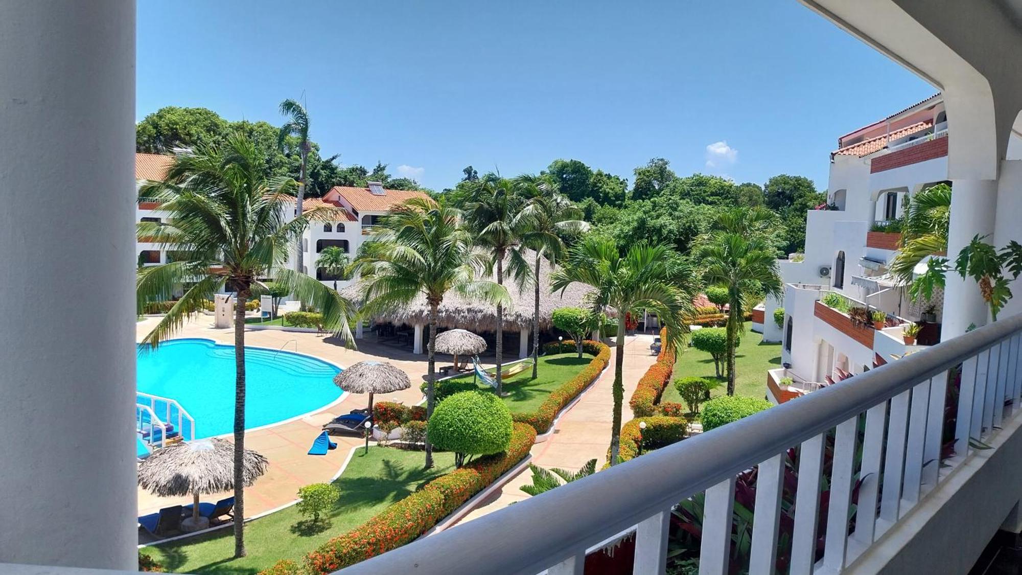 The Biggest Swimming Pool In Sosua, Frente A La Piscina Mas Grande En Sosua Apartment Exterior foto