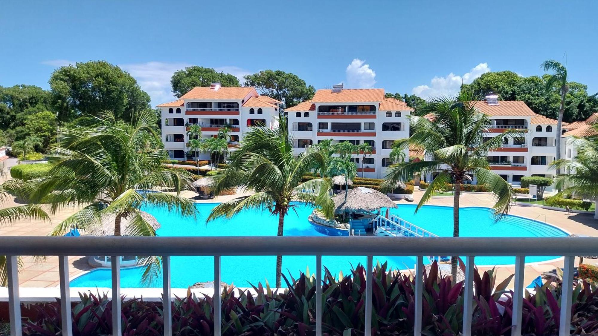 The Biggest Swimming Pool In Sosua, Frente A La Piscina Mas Grande En Sosua Apartment Exterior foto